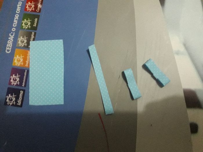 Vasinho de Flores com potinho de Yakult ... 💕 #diy 😍 7
