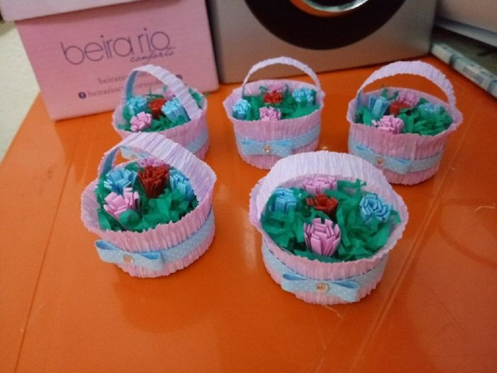 Vasinho de Flores com potinho de Yakult ... 💕 #diy 😍 13