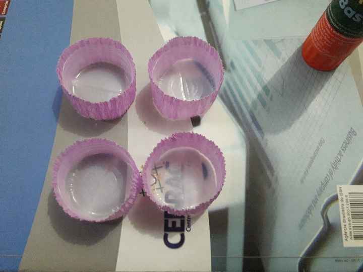 Vasinho de Flores com potinho de Yakult ... 💕 #diy 😍 - 3