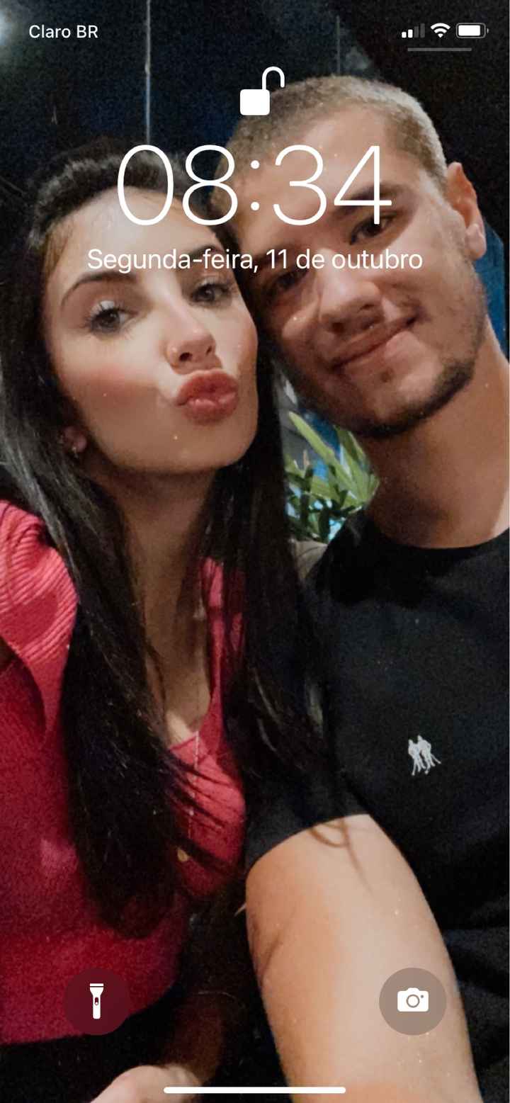 📸 Poste um print de tela do seu celular que tenha como fundo uma foto sua e do seu amor - 1