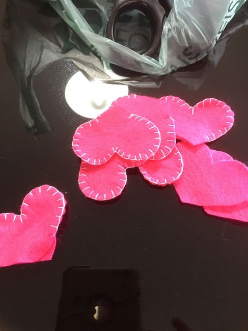 Coracoezinhos de feltro !!!! - 2