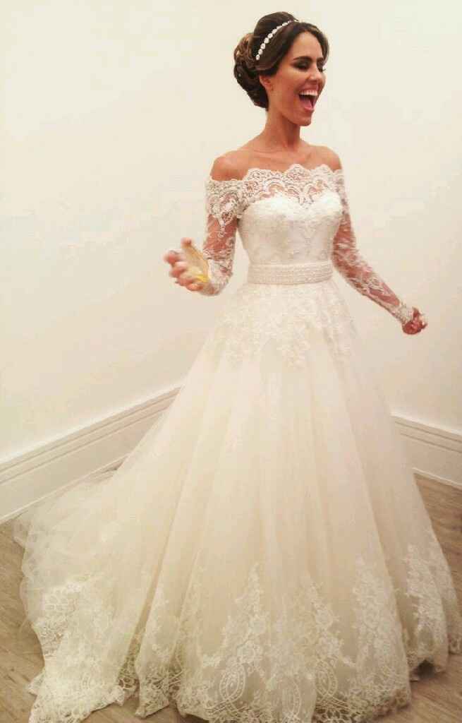Vestido renda deslumbrante 