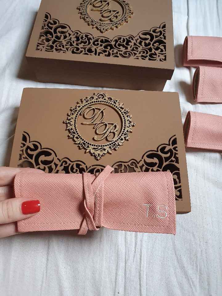 Chegaram minhas caixas e os presentes das madrinhas!! - 4