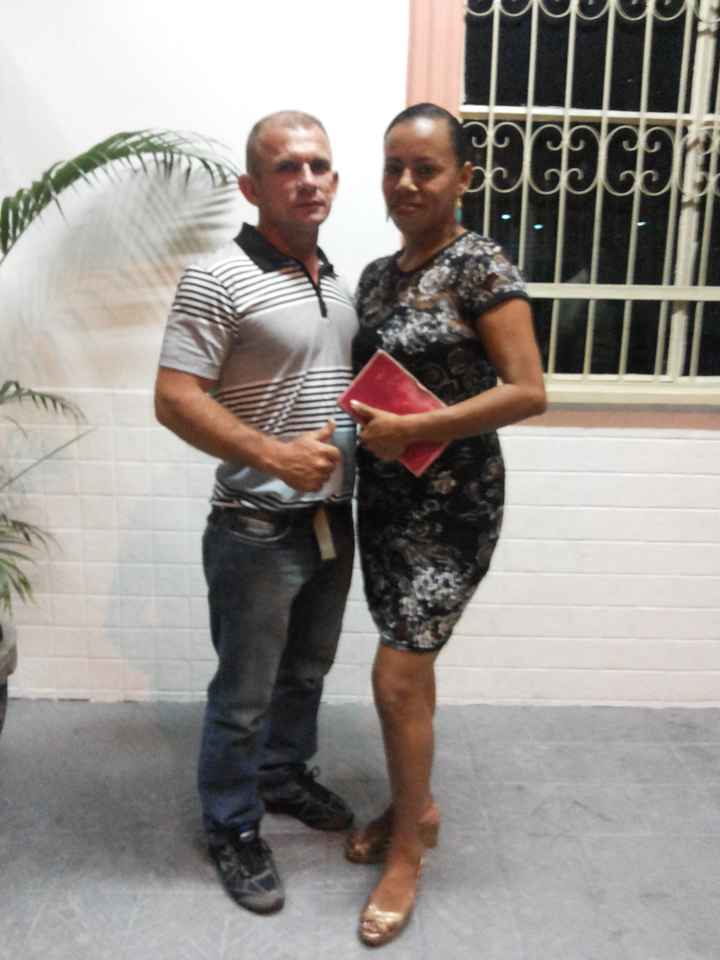 louvando a Jesus..