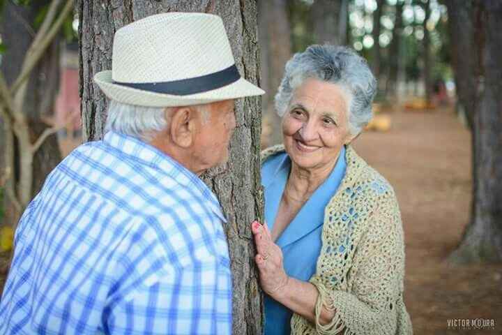 Casados há 61 anos, idosos ganham uma bela sessão fotográfica... - 8