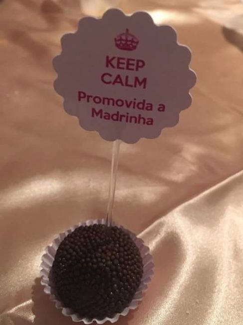 Ganhei os doces da festa de presente de uma amiga (q tbm é nossa madrinha)