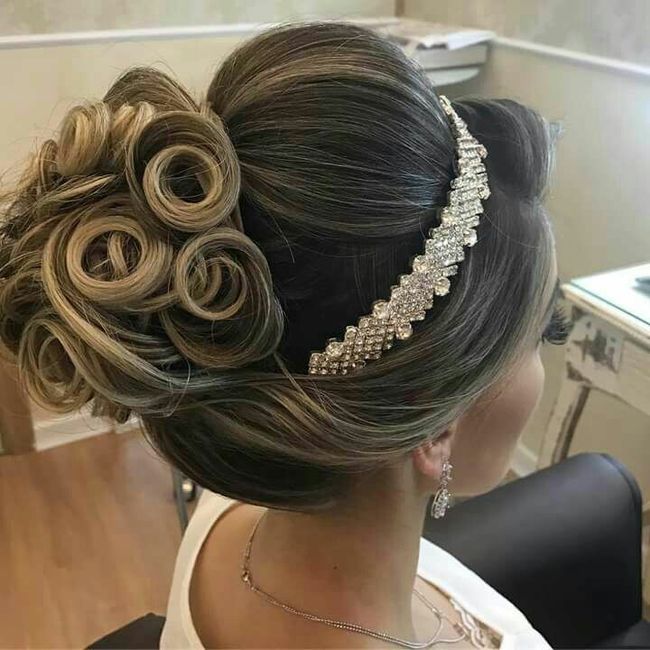 Amanhã é meu teste : qual make e cabelo escolho ? - 5