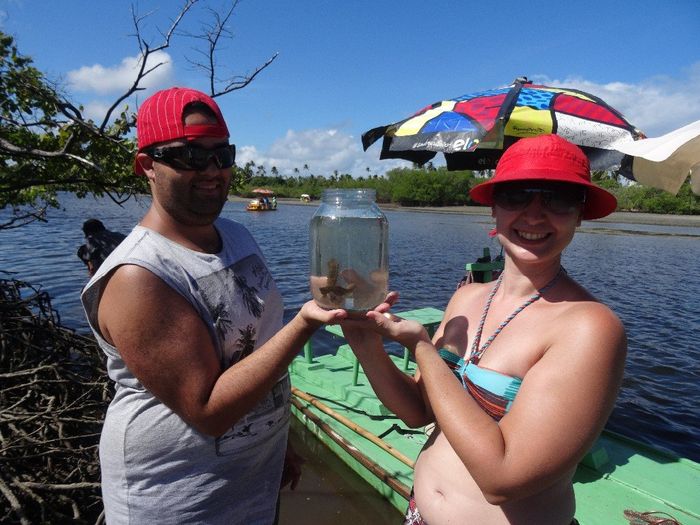 Passeio de jangada no mangue em Porto de Galinhas