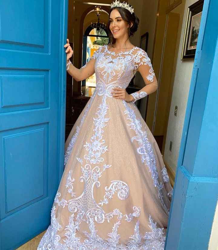 Vestido de noiva tem que ser branco?? - 7