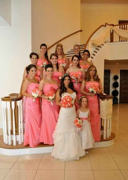 Madrinhas com vestido coral