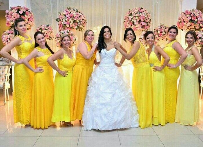 Decoração vermelha e dourada x vestido das madrinhas - 2