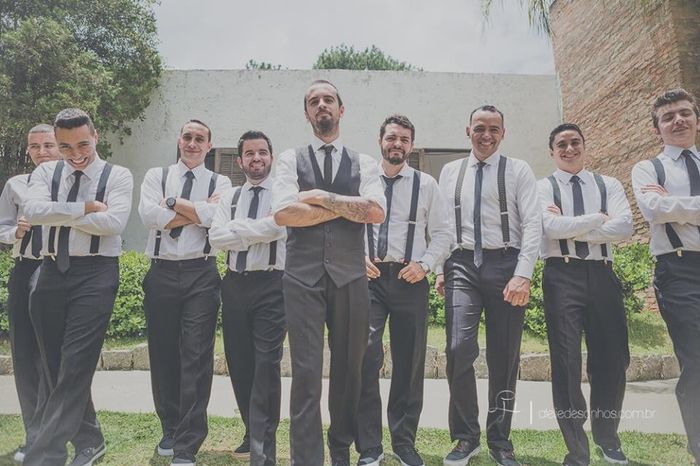 Noivo e padrinhos