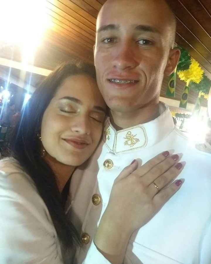 E EU ACEITEI COM MILHÕES DE SIM E MUITAS FOTOS 