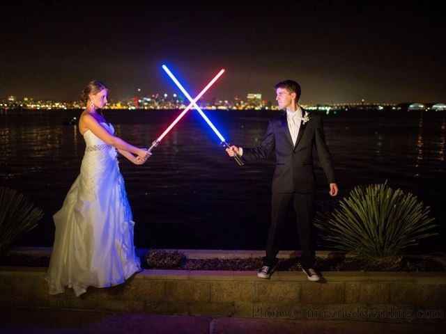 Noivos com sabre de luz