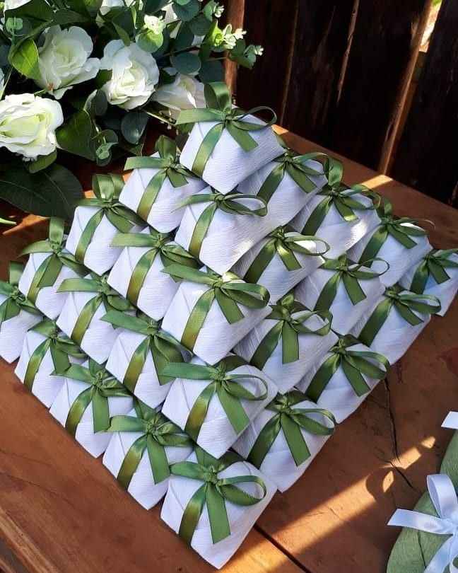 Poste AQUI uma foto da lembrancinha que vão dar para as pessoas convidadas🎁👇 - 1