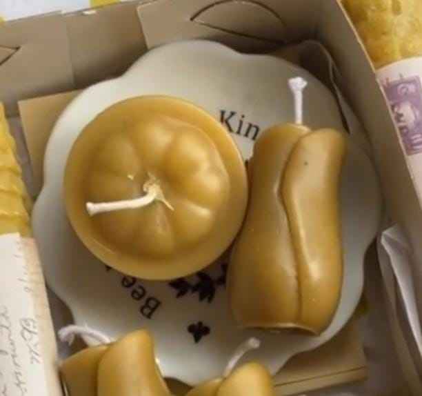 Poste AQUI uma foto da lembrancinha que vão dar para as pessoas convidadas🎁👇 - 1