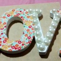 Letras e enfeites para a mesa do bolo - 4