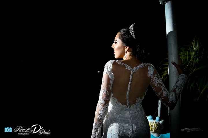 Noivinhas, estou vendendo esse lindo vestido de noiva. Contato: (32) 9 8866 7854 (Wpp).