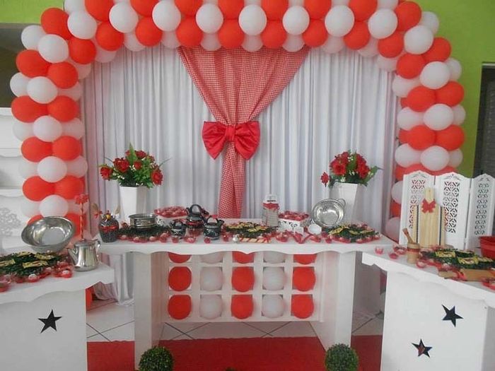 Meu chá de panela vai acontecer no dia 04/09/2016. A decoração será branco com vermelho.
