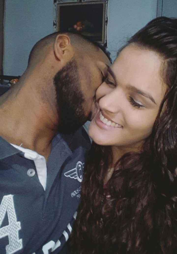  O melhor Beijo, o melhor Carinho, o melhor Abraço, é todo meu!! 