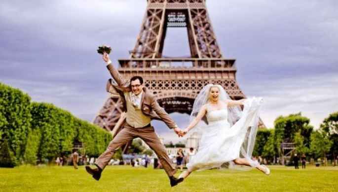 PARIIIIIIIIIS