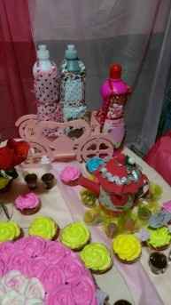 Mesa de Comes + Decoração