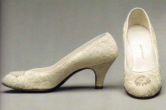 Duelo Grace Kelly vs Lady Di: os sapatos 1