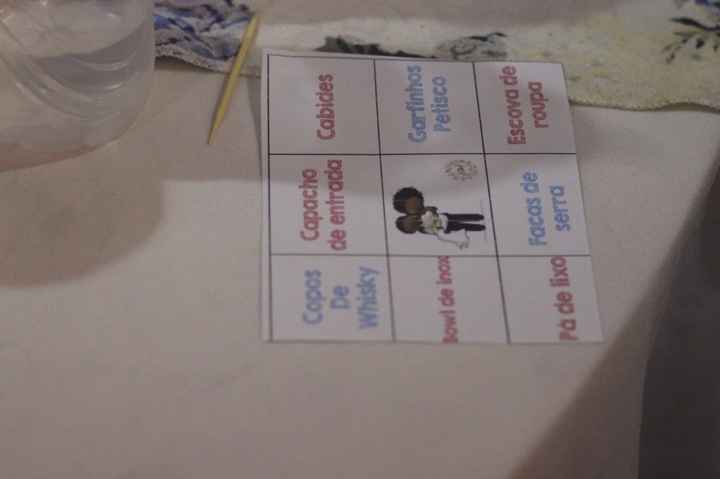 Fizemos um bingo com utensilios domesticos