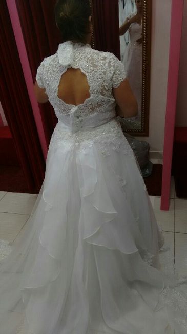 3 caudas de vestido, qual seria a sua? - 2