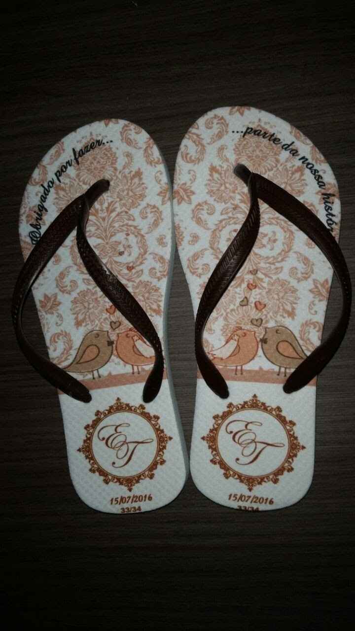 Chinelos - o par