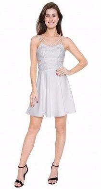 Vestido que aparecerá a parte de cima