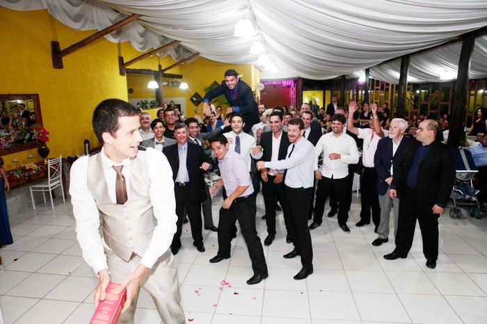 Brincadeira caixa de whisky