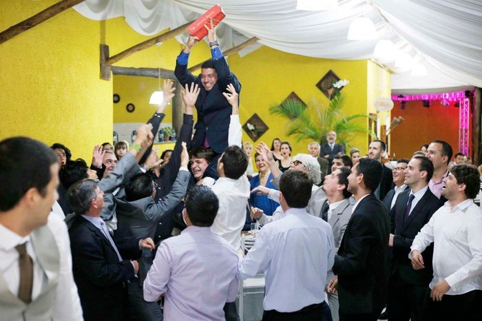 Brincadeira caixa de whisky