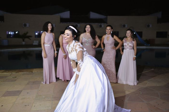 Valsa dos noivos com esse vestido pesadéérrimo? - 3
