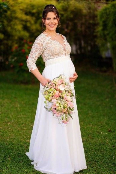 Esse vestido foi feito pela mesma designer que mandei fazer o meu *-* a Madah (aqui de curitiba) 