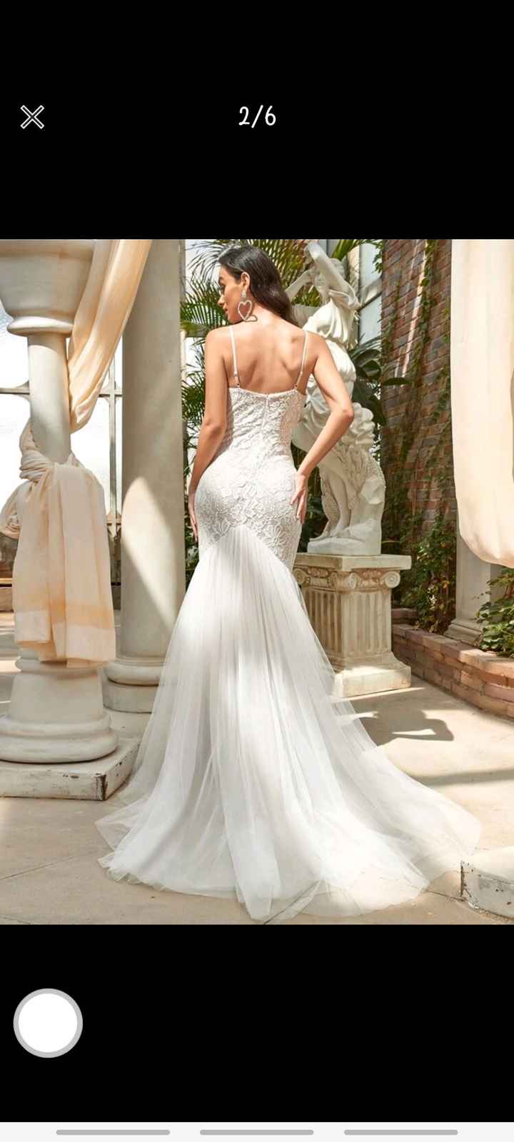 Aonde alugaram o vestido? - 1