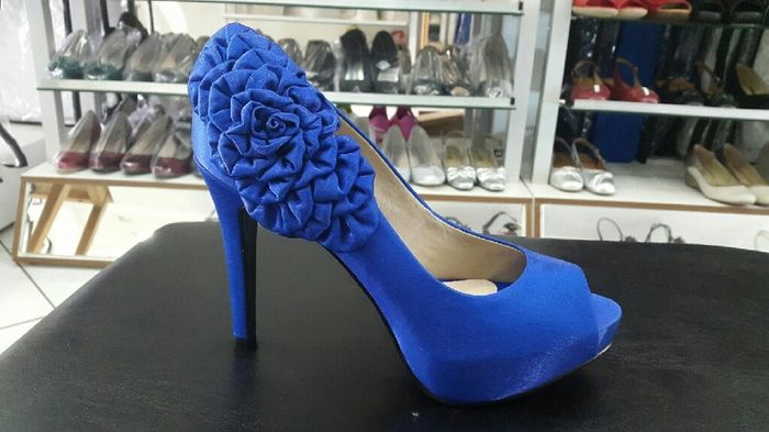 Sapatos brancos ou coloridos ? - 1