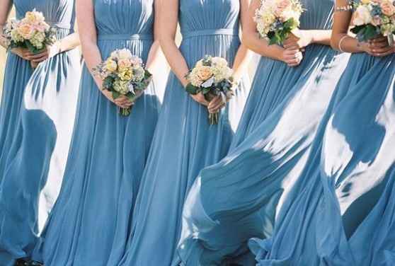 Vestidos Azul Niagara (Pantone 17-4123-TPX)