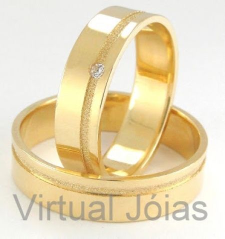 Só temos as alianças de compromisso, temos que comprar uma de noivado e outra de casado? - 1
