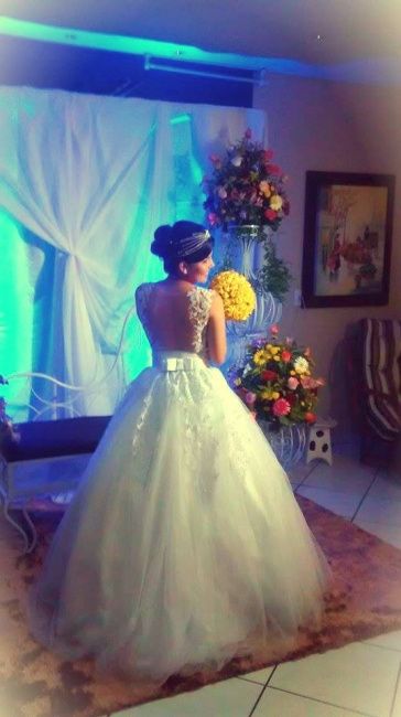 Decoração amarela, me ajudem com o bouquet. - 1
