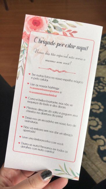 Avisos e agradecimentos, no próprio cardápio