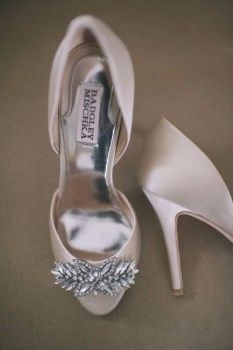 Sapatos abertos 