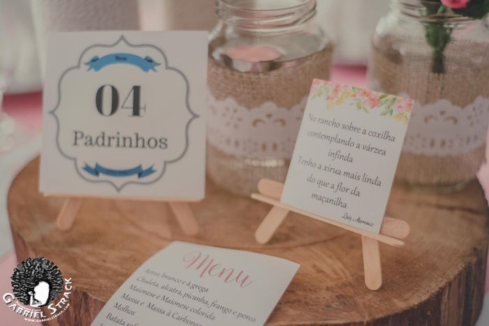 Mini cavaletes, identificação, trechos de músicas, Menu
