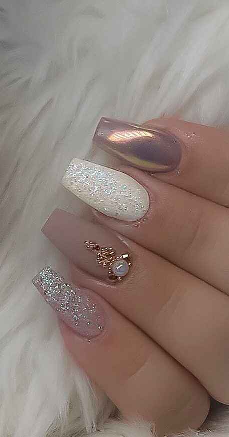 Inspirações de unhas para o grande dia 💅 - 12