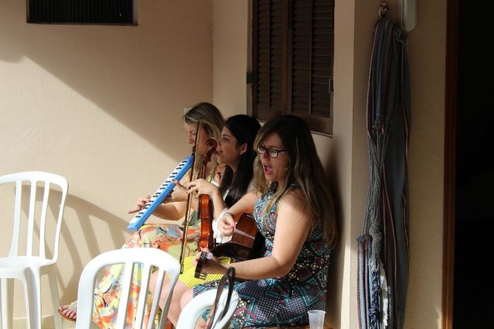 Minhas amigas tocando: