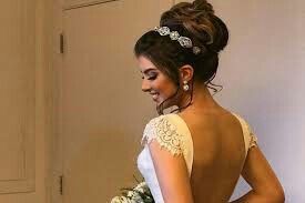 Corou ou tiara, cabelo preso ou solto? - 1