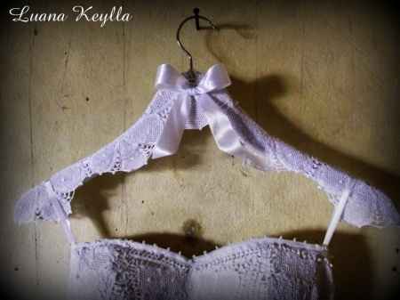 Cabide com renda