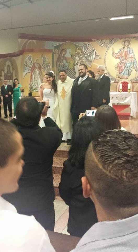 No final da cerimonia com o Padre