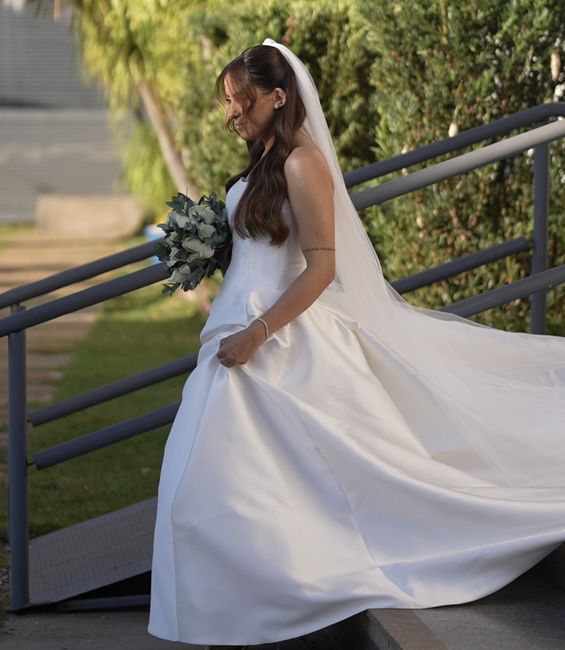 Vendo vestido noiva modelo jory pronovias únicas uso. Tomara que caía, com opção para mangas,  jaqurtinha 2