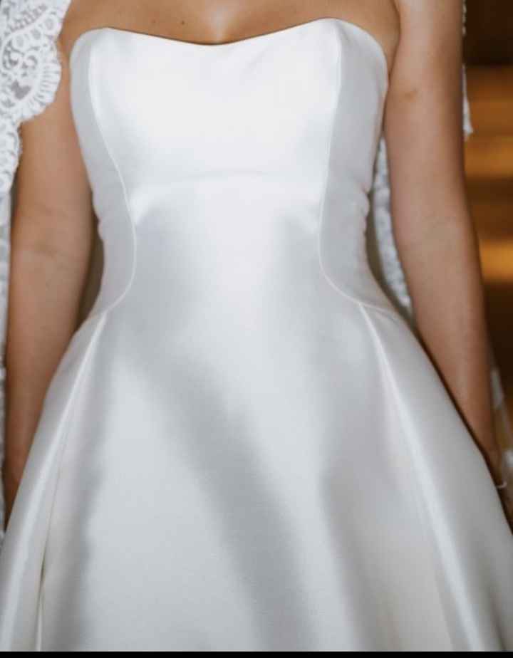Vendo vestido noiva modelo jory pronovias únicas uso. Tomara que caía, com opção para mangas,  jaqur